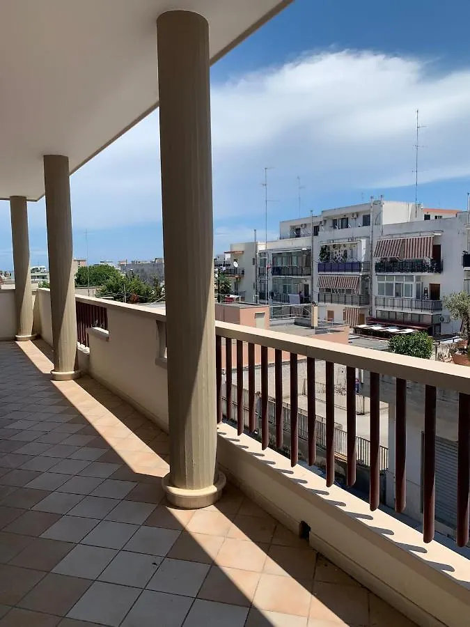 דירות בארי Casa Ninetta 0*,  איטליה
